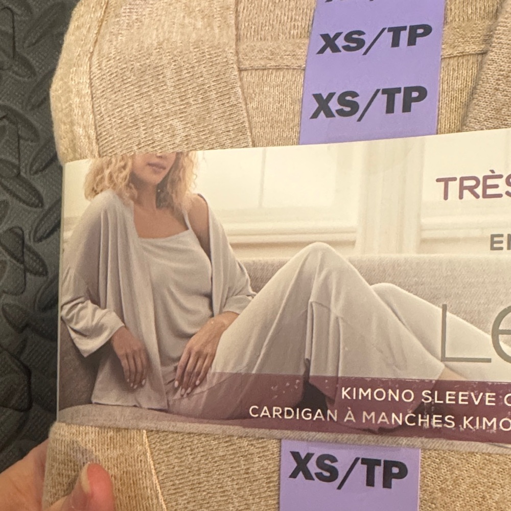 Lemon • NWT 3 pc lounge wear/ pj set super soft ! - Picture 3 of 3